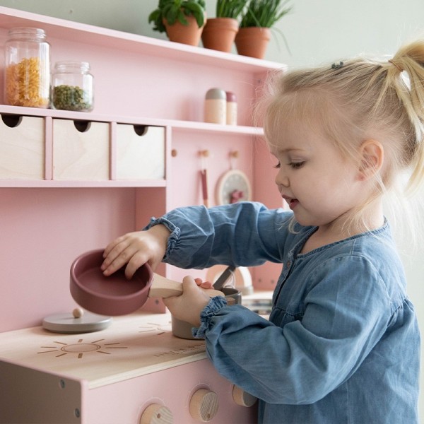 Παιδική Ξύλινη Κουζίνα Με Αξεσουαρ Little Dutch Ροζ - LD4486